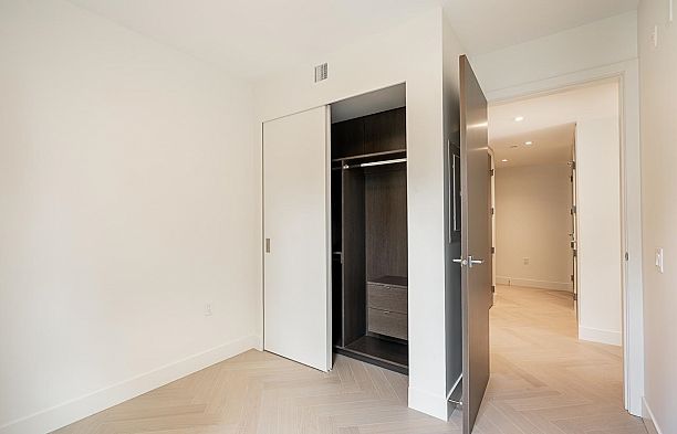 203 633 W King Edward Avenue Cambie