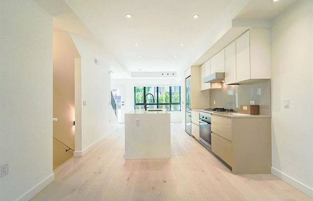 51 550 W 28th Avenue Cambie