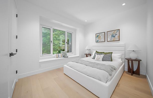 5838 Highbury Street Southlands