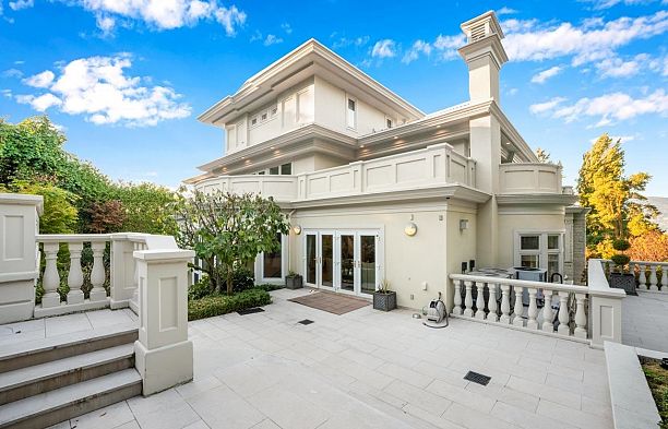 4788 Belmont Avenue Point Grey