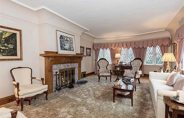 5870 Cartier Street South Granville