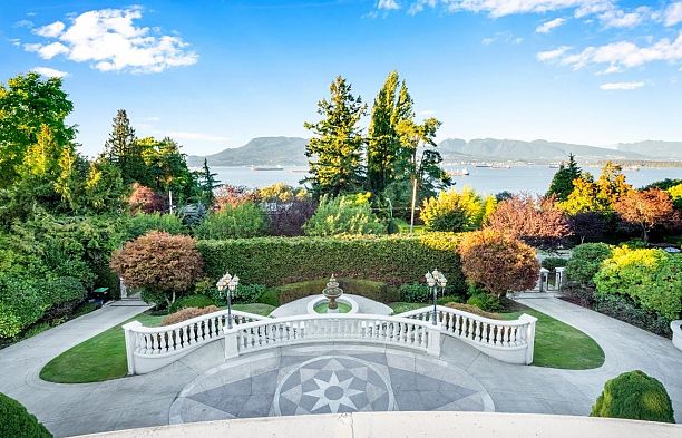 4788 Belmont Avenue Point Grey