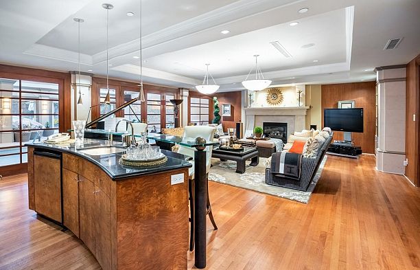 4788 Belmont Avenue Point Grey