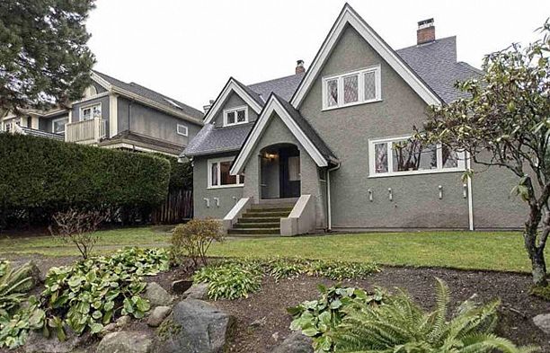 5870 Cartier Street South Granville