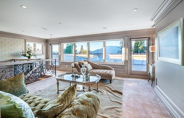 4788 Belmont Avenue Point Grey