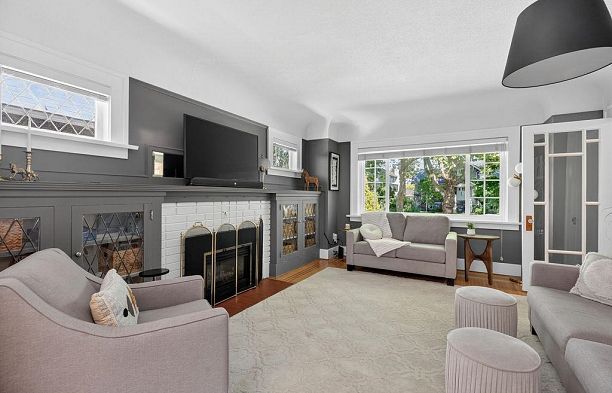 3658 W 26th Avenue Dunbar