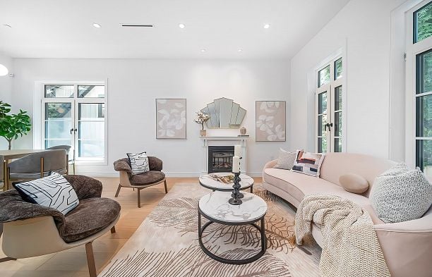 5836 Highbury Street Southlands