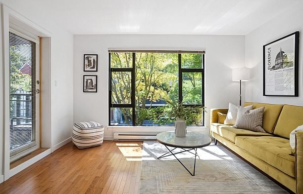 206 2226 W 12th Avenue Kitsilano