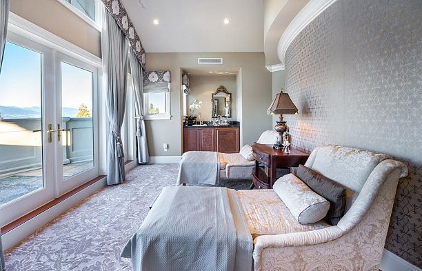 4788 Belmont Avenue Point Grey