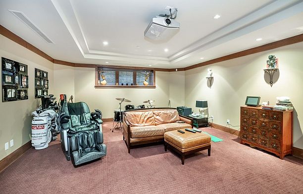 4788 Belmont Avenue Point Grey