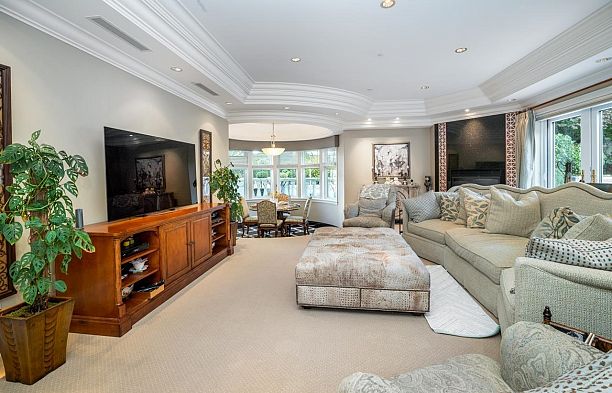 4788 Belmont Avenue Point Grey