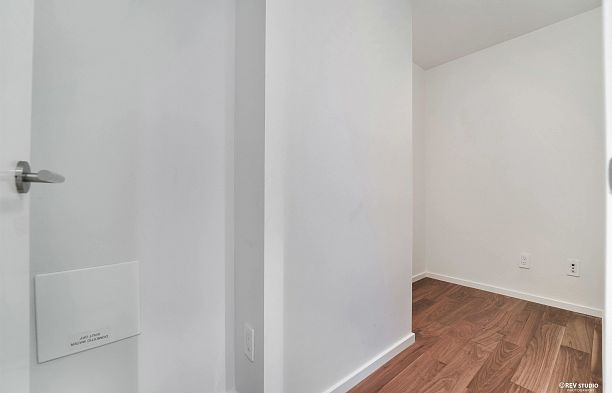 1108 8555 Granville Street S.W. Marine
