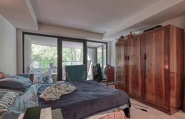 41 1425 Lamey's Mill Road False Creek