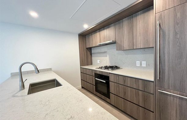 216 5212 Cambie Street Cambie