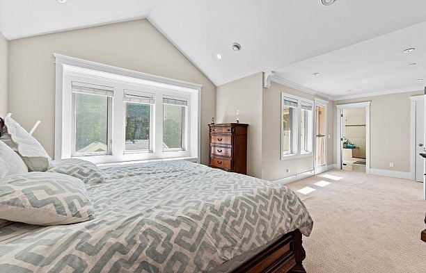 1030 W 33rd Avenue Shaughnessy