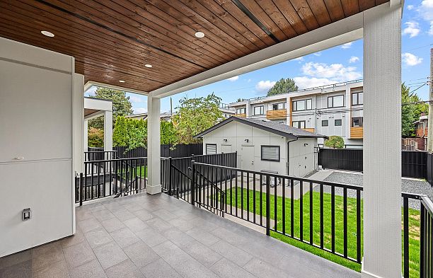 6009 Fremlin Street Oakridge VW