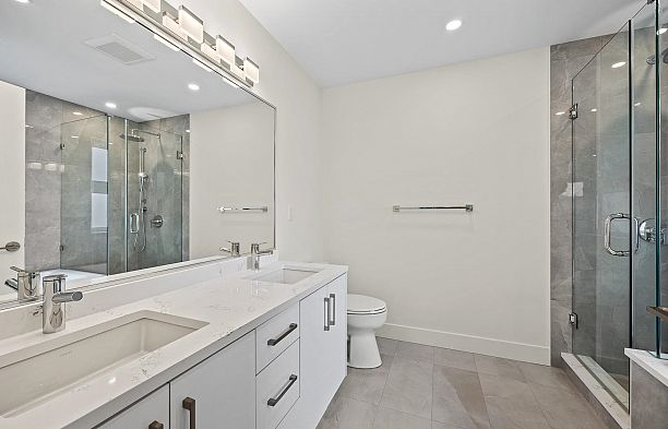 6009 Fremlin Street Oakridge VW