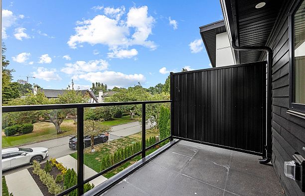 6009 Fremlin Street Oakridge VW