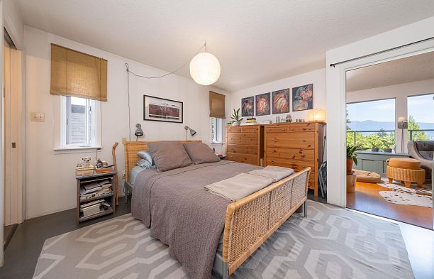 3645 W 17th Avenue Dunbar