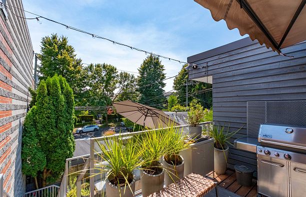 3645 W 17th Avenue Dunbar