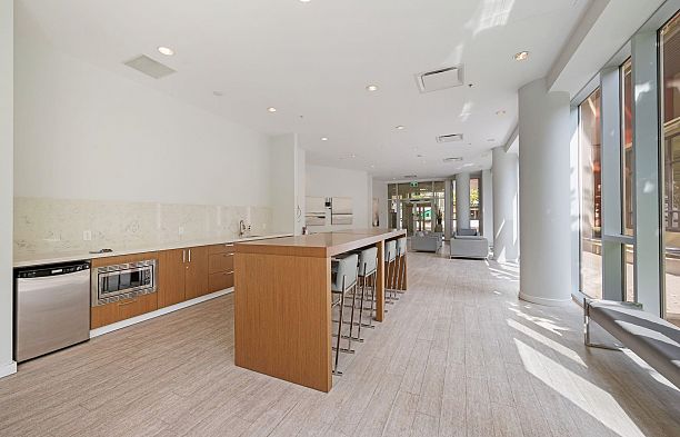 314 38 W 1st Avenue False Creek