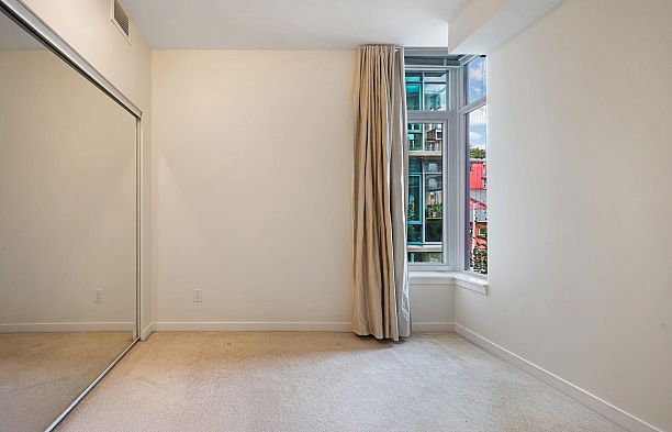 314 38 W 1st Avenue False Creek