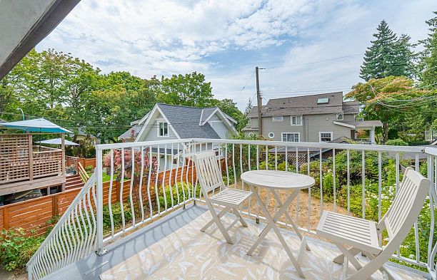 4879 Collingwood Street Dunbar