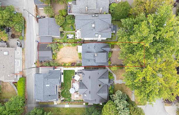 4879 Collingwood Street Dunbar