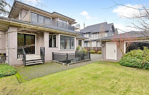 5826 Angus Drive South Granville