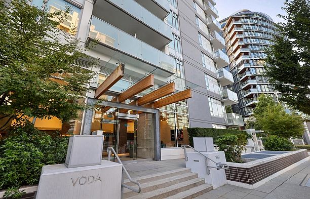 1411 1661 Quebec Street Mount Pleasant VE