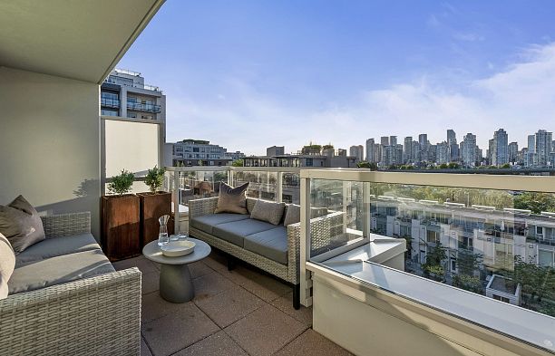 713 1887 Crowe Street False Creek