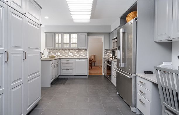 6297 Mackenzie Street Kerrisdale