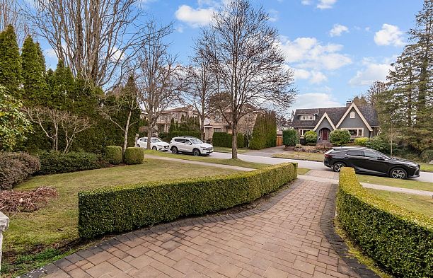 5809 Cartier Street South Granville