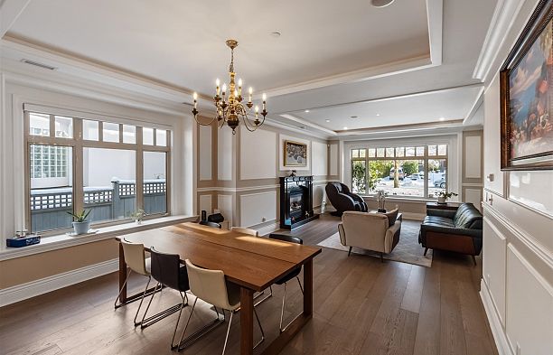 5809 Cartier Street South Granville