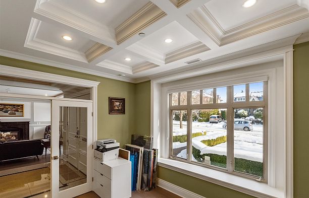 5809 Cartier Street South Granville