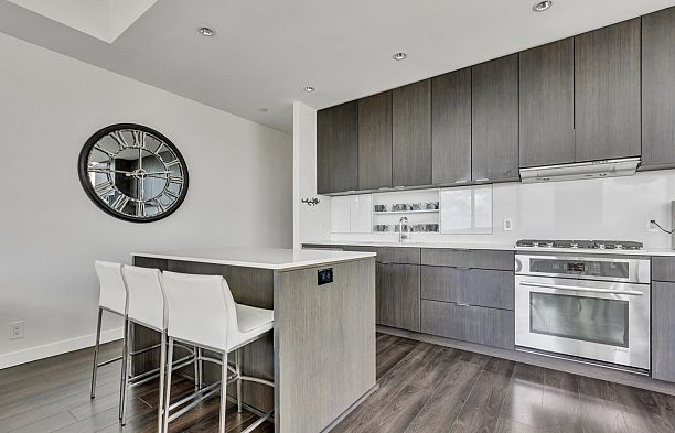 1801 111 E 1st Avenue Mount Pleasant VE