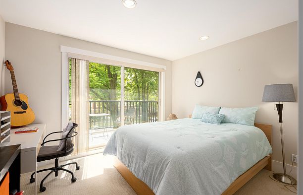5483 Carnarvon Street Kerrisdale