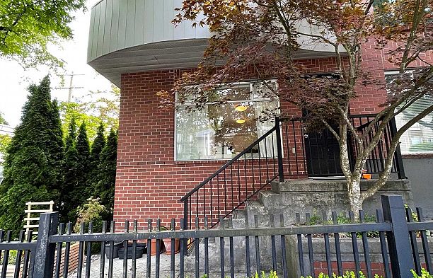 3550 Oak Street Cambie