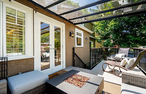 3821 W Broadway Point Grey