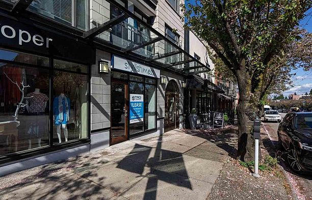 202 4479 W 10th Avenue Point Grey