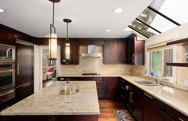 5483 Carnarvon Street Kerrisdale