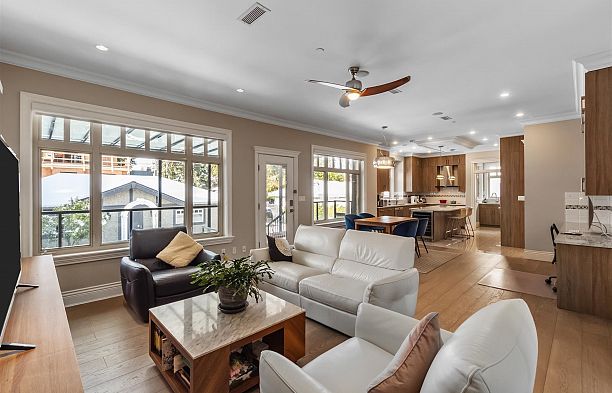 5809 Cartier Street South Granville