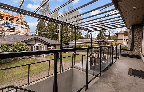 5809 Cartier Street South Granville