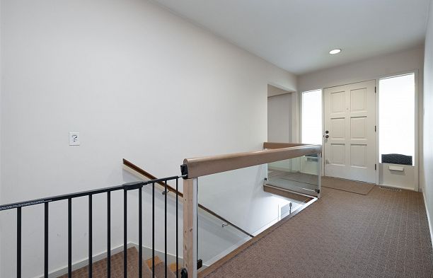 6297 Mackenzie Street Kerrisdale