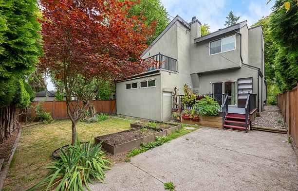 5483 Carnarvon Street Kerrisdale