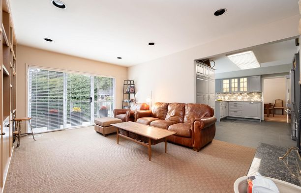6297 Mackenzie Street Kerrisdale