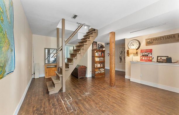 4225 John Street Main