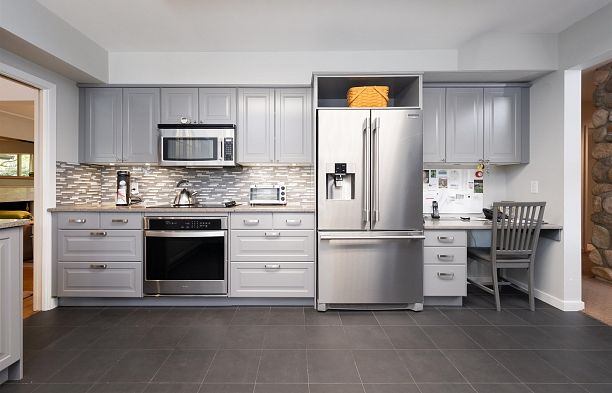 6297 Mackenzie Street Kerrisdale