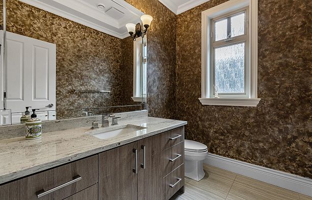 5809 Cartier Street South Granville