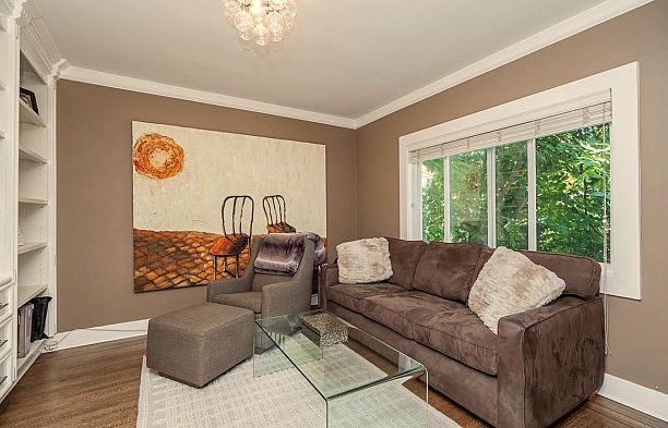 3821 W Broadway Point Grey